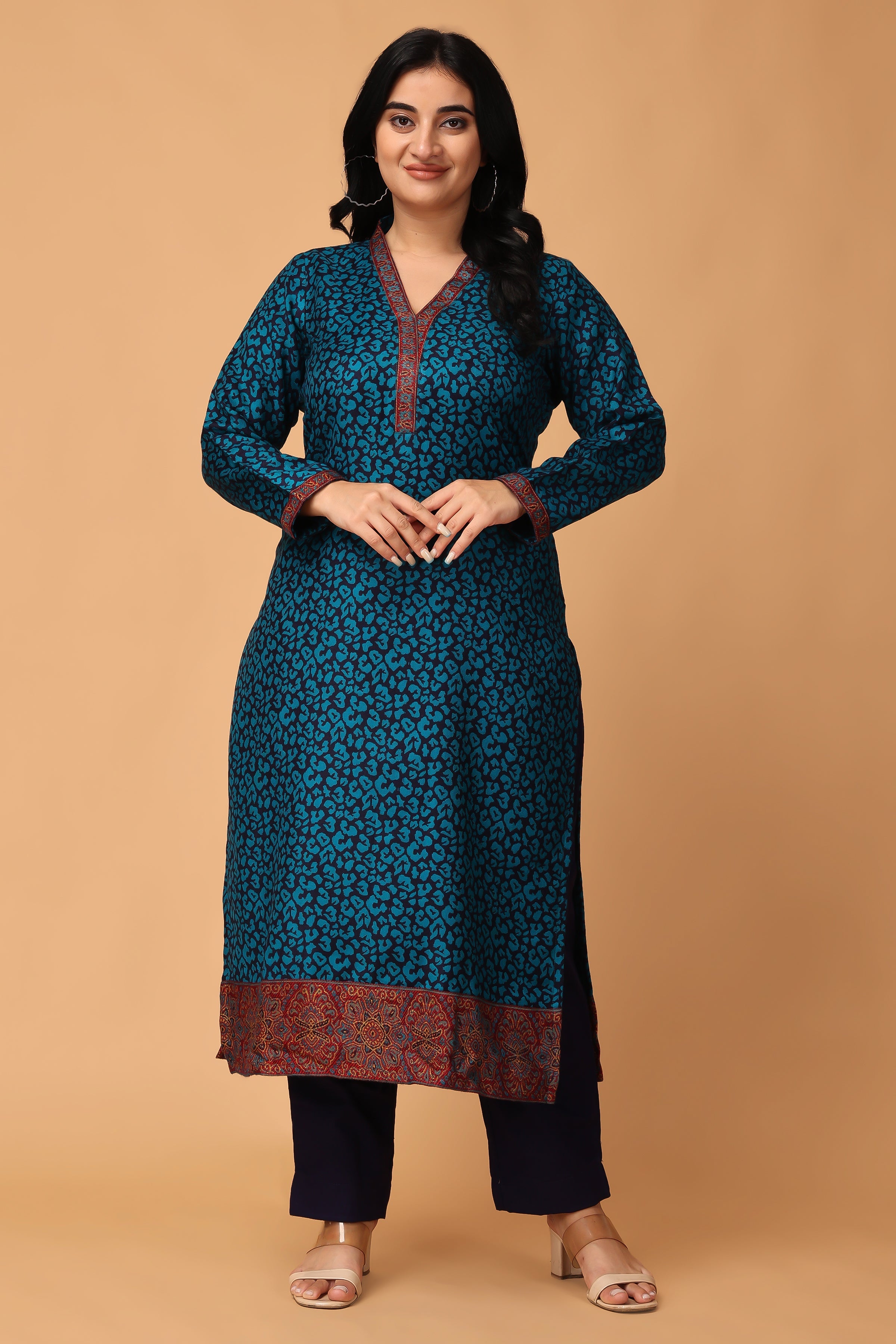 PURE KNITTED STRAIGHT SOFT WOOLLEN KURTI WITH SELF PRINTS – www.soosi.co.in